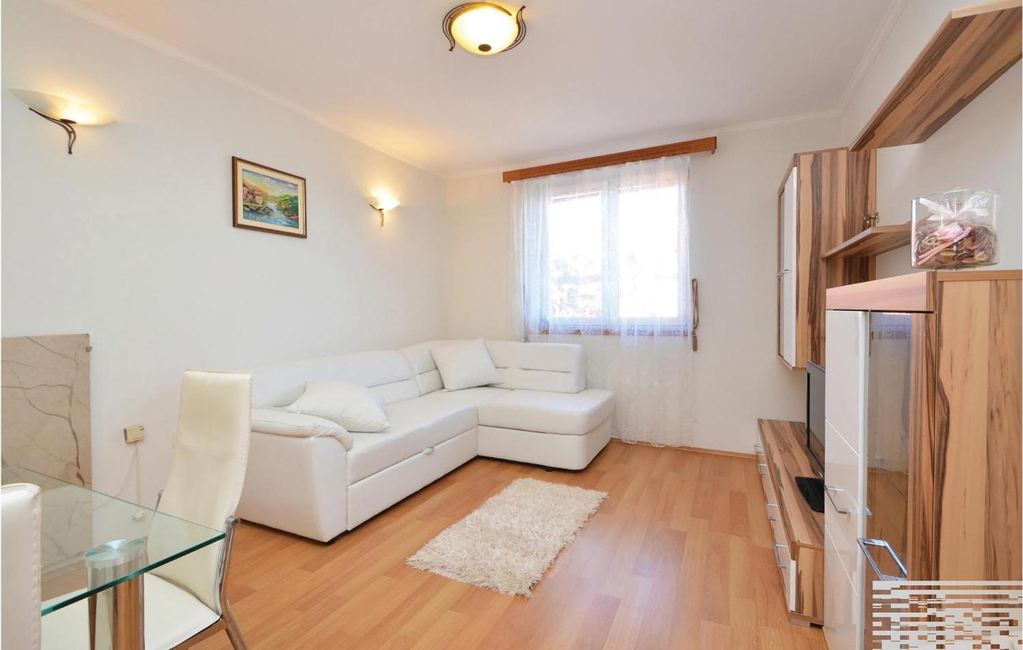 Cozy Apartment In Prigradica With House Sea View מראה חיצוני תמונה