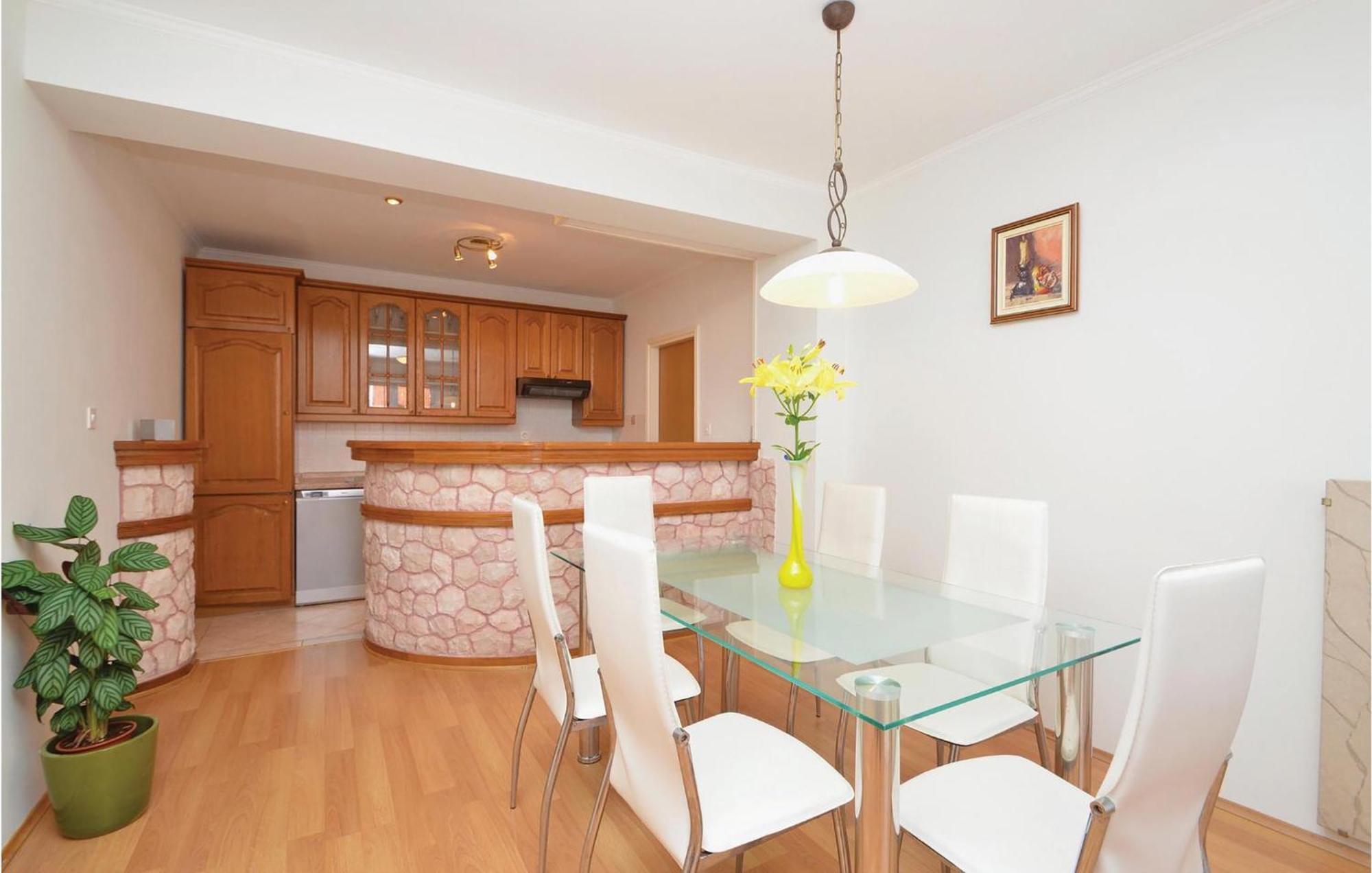 Cozy Apartment In Prigradica With House Sea View מראה חיצוני תמונה