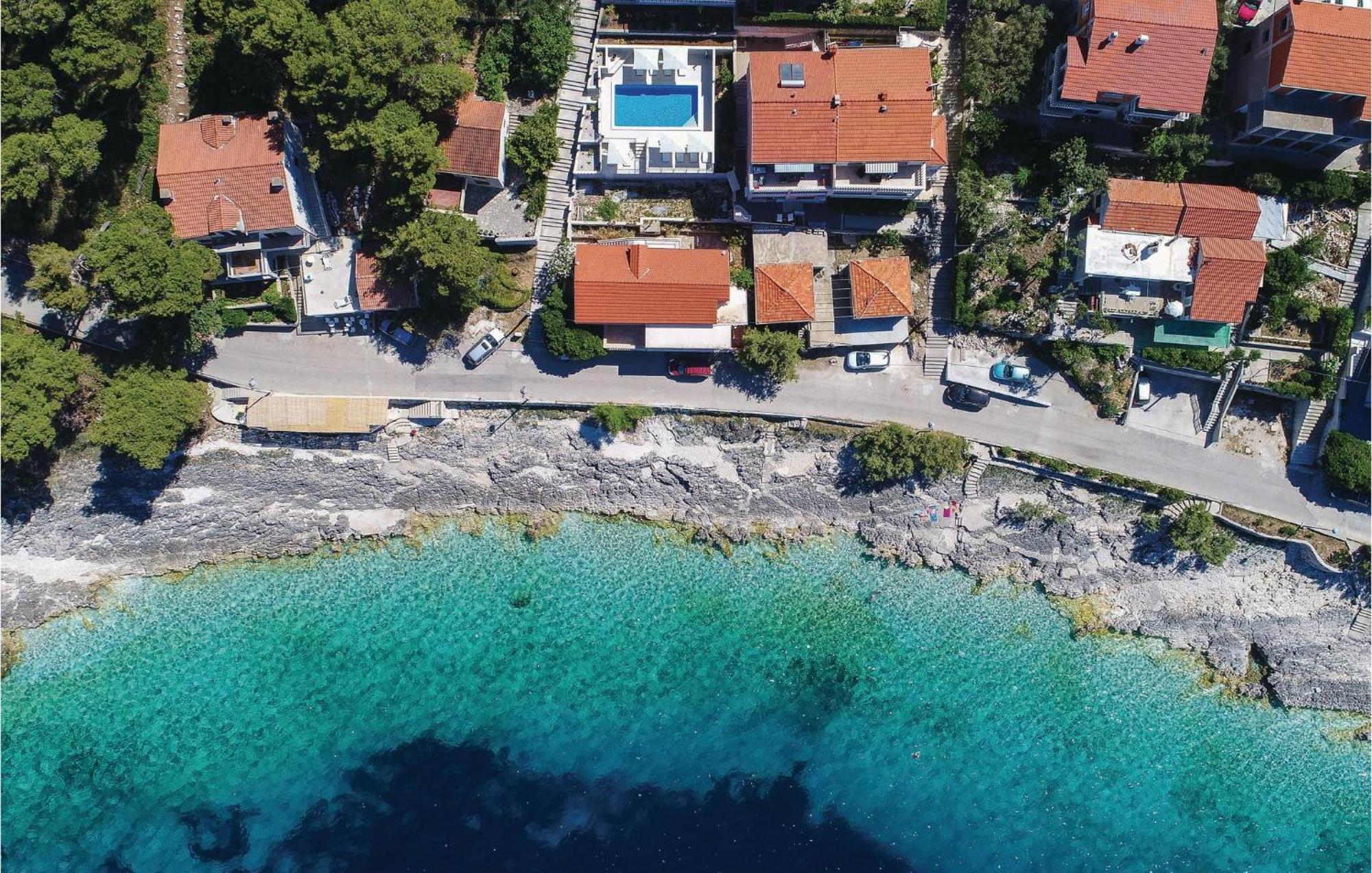 Cozy Apartment In Prigradica With House Sea View מראה חיצוני תמונה
